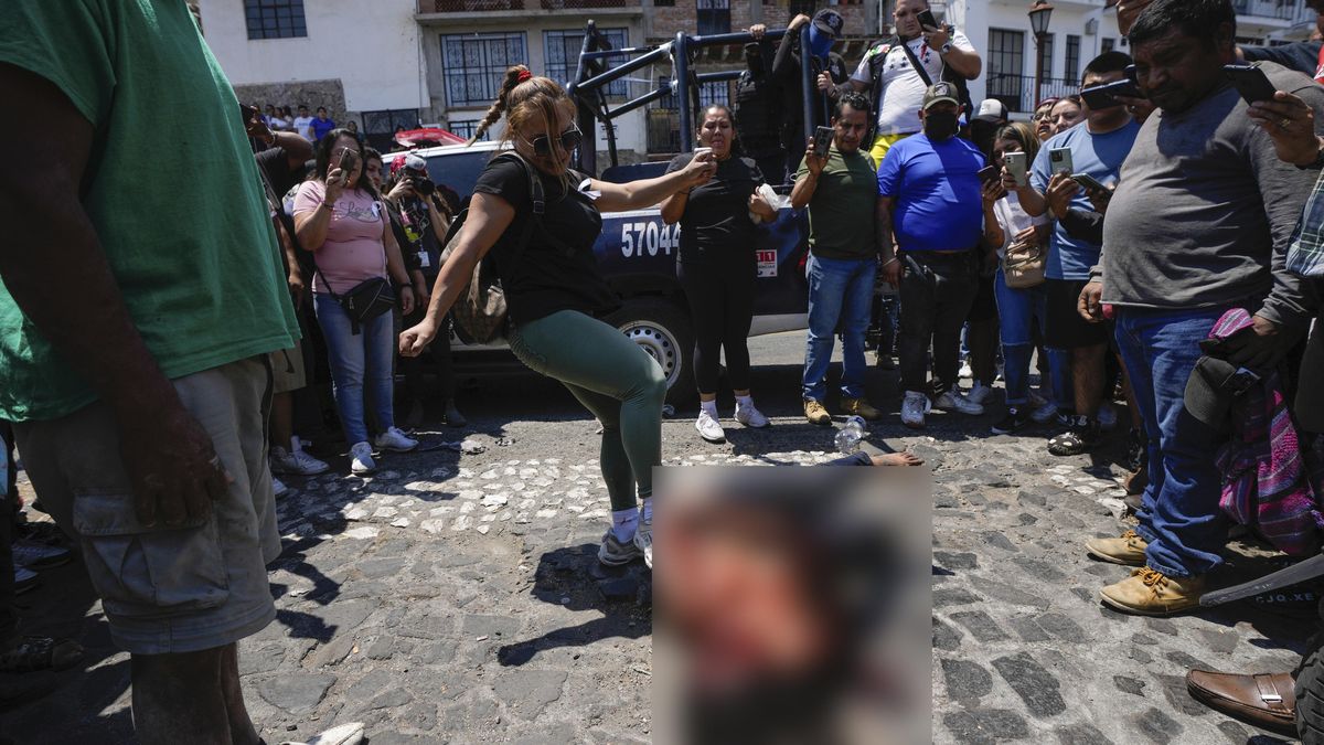 Údajnou vražedkyni osmileté dívky dav v Mexiku ukopal na ulici
